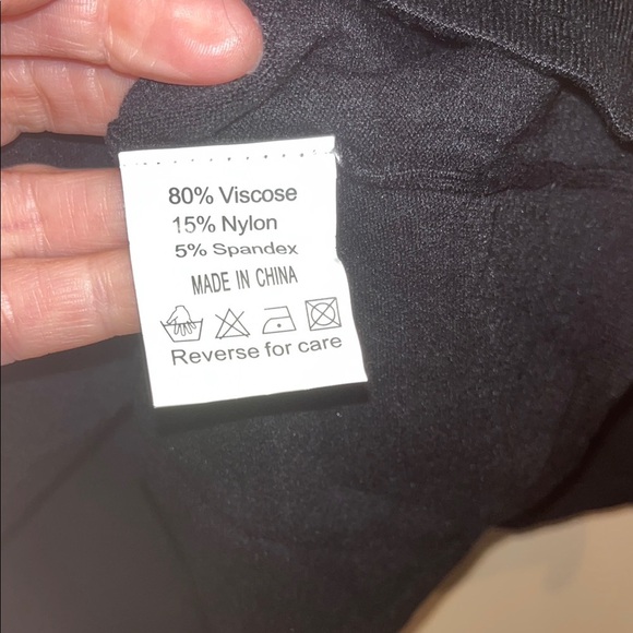 Belldini women’s Black Rabbit Fur-Trimmed Sweater NWT 3X - Picture 8 of 12